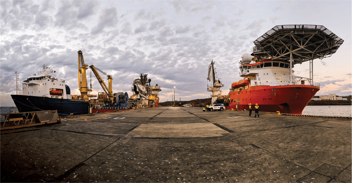 ROV Support Vessel Mobilisation Hotworks Support